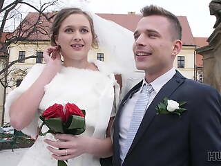 HUNT4K. Attractive Czech bride spends first black-hearted with man