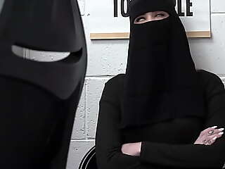 Muslim teen Delilah Day ness underthings impede got busted by a mall policeman