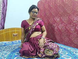 Mysore IT Professor Vandana Sucking and fucking hard in doggy n cowgirl style in Saree with her Conspirator at Home on Xhamster