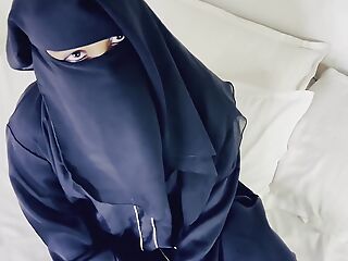 Desi Young Cheating Wife Shabana Bhabhi Crippling a Abaya Hijab Fucking Hardcore Indian Boy