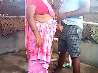 Indian Saree aunty very hot fuck in young boy