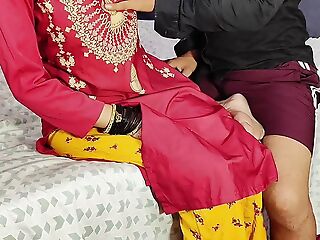 Devar ne bhabhi ko bahla phusla ke chod diya