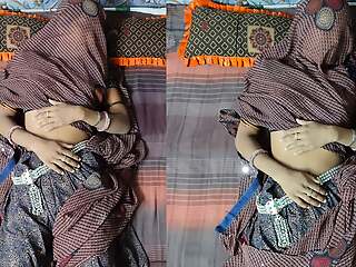 Hot beautiful desi gaon ki bhabhi aur nadan devar working dreamer sex